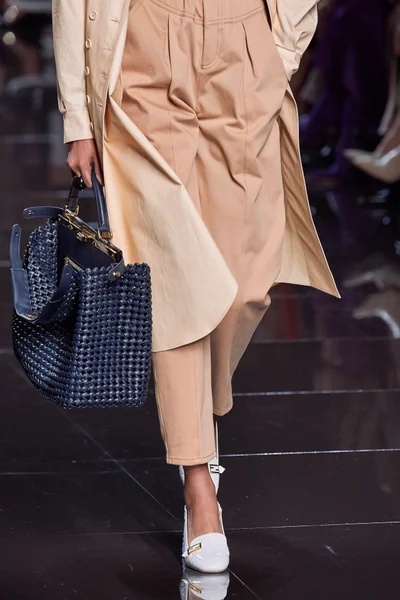 Look 73